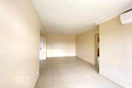 Sala de apartamento para alugar com 3 quartos, 75m² em Mauá, Novo Hamburgo