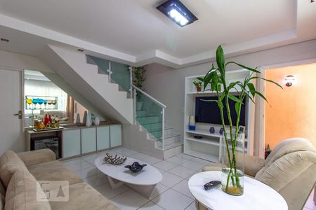 Sala de casa à venda com 3 quartos, 180m² em Vila Moreira, São Paulo