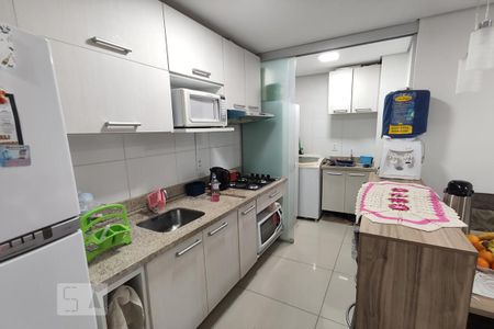 Cozinha de apartamento à venda com 2 quartos, 60m² em Operário, Novo Hamburgo