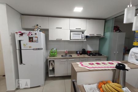 Cozinha de apartamento à venda com 2 quartos, 60m² em Operário, Novo Hamburgo