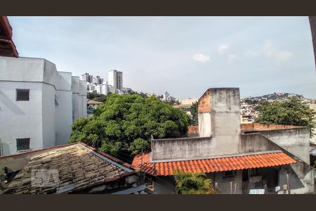 Vista de apartamento para alugar com 2 quartos, 54m² em Ouro Preto, Belo Horizonte