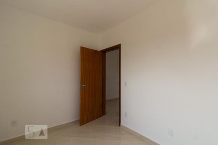 Quarto 2 de apartamento para alugar com 2 quartos, 50m² em Jardim Wanel Ville V, Sorocaba