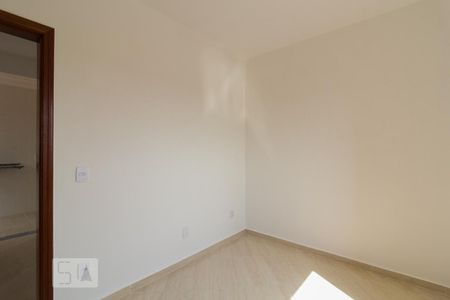 Quarto 2 de apartamento para alugar com 2 quartos, 50m² em Jardim Wanel Ville V, Sorocaba