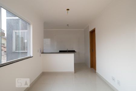 Sala de apartamento para alugar com 2 quartos, 47m² em Vila Invernada, São Paulo