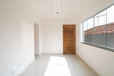 Sala de apartamento para alugar com 2 quartos, 47m² em Vila Invernada, São Paulo