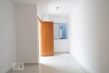 Quarto 1 de apartamento para alugar com 2 quartos, 47m² em Vila Invernada, São Paulo