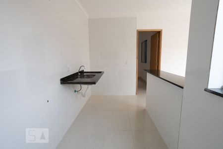 Cozinha e Lavanderia de apartamento para alugar com 2 quartos, 47m² em Vila Invernada, São Paulo