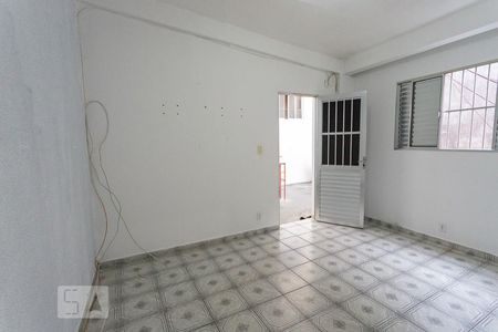 Sala de casa para alugar com 2 quartos, 60m² em Jardim Lavinia, São Bernardo do Campo