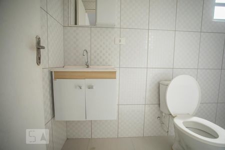 Banheiro Suite de casa de condomínio para alugar com 1 quarto, 30m² em Vila Campestre, São Paulo