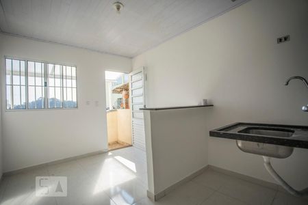 Sala/Cozinha de casa de condomínio para alugar com 1 quarto, 30m² em Vila Campestre, São Paulo