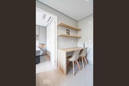 Sala e Cozinha de apartamento para alugar com 1 quarto, 32m² em Santo Amaro, São Paulo