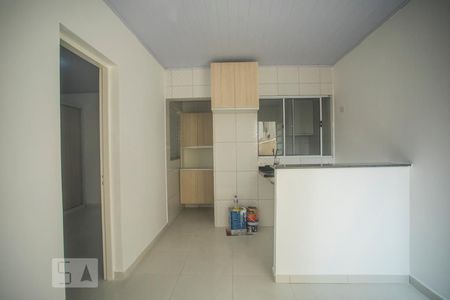 Casa de condomínio para alugar com 31m², 1 quarto e sem vagaSala