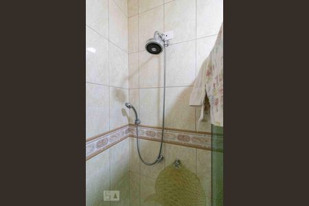 Casa à venda com 382m², 3 quartos e 10 vagas Casa à venda com 382m², 3 quartos e 10 vagasBanheiro da Suíte 2