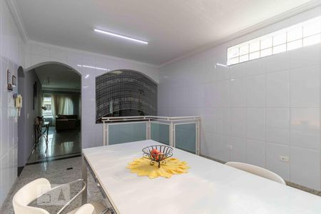 Casa à venda com 382m², 3 quartos e 10 vagas Casa à venda com 382m², 3 quartos e 10 vagasCozinha