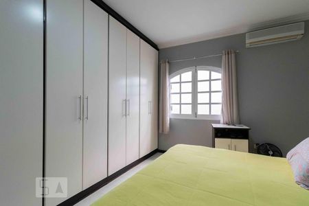 Casa à venda com 382m², 3 quartos e 10 vagas Casa à venda com 382m², 3 quartos e 10 vagasSuíte 1