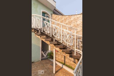 Casa à venda com 382m², 3 quartos e 10 vagas Casa à venda com 382m², 3 quartos e 10 vagasFachada