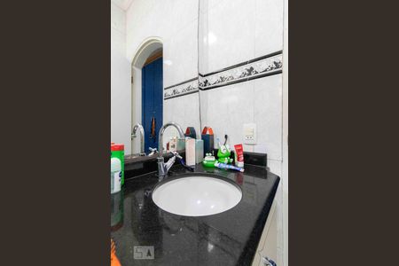 Casa à venda com 382m², 3 quartos e 10 vagas Casa à venda com 382m², 3 quartos e 10 vagasBanheiro da Suíte 3