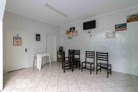 Casa à venda com 382m², 3 quartos e 10 vagas Casa à venda com 382m², 3 quartos e 10 vagasÁrea Externa - Churrasqueira