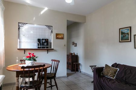 Sala de apartamento para alugar com 1 quarto, 40m² em Gonzaga, Santos