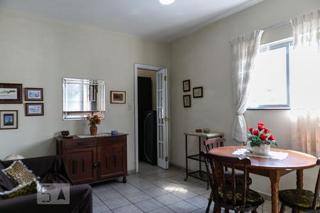 Sala de apartamento para alugar com 1 quarto, 40m² em Gonzaga, Santos