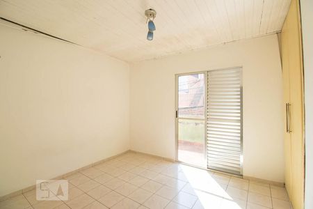 Quarto 1 de casa para alugar com 2 quartos, 100m² em Vila Brasilina, São Paulo