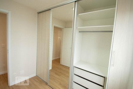 quarto 1 de apartamento para alugar com 2 quartos, 40m² em Jardim Prudência, São Paulo