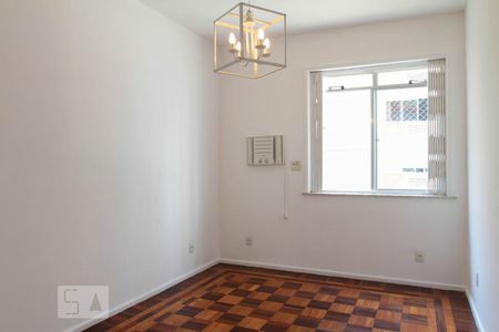 Quarto 1 de apartamento para alugar com 3 quartos, 120m² em Leblon, Rio de Janeiro