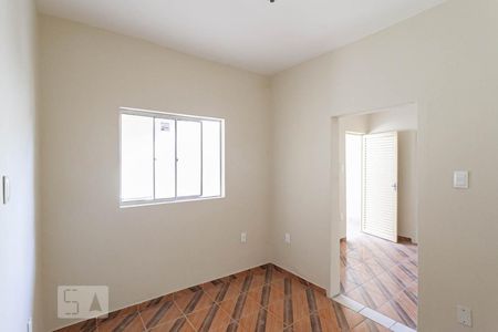 Quarto de casa para alugar com 1 quarto, 97m² em Ipiranga, Belo Horizonte