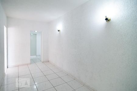 Sala de casa para alugar com 2 quartos, 80m² em Vila São Paulo, São Paulo