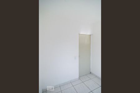 Quarto 1 de casa para alugar com 2 quartos, 80m² em Vila São Paulo, São Paulo