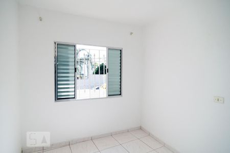 Quarto 1 de casa para alugar com 2 quartos, 80m² em Vila São Paulo, São Paulo