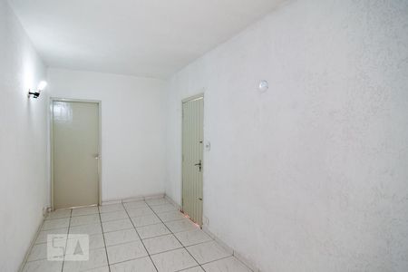 Sala de casa para alugar com 2 quartos, 80m² em Vila São Paulo, São Paulo