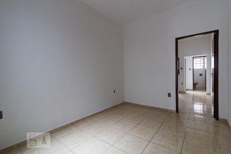 Quarto 1 de casa para alugar com 2 quartos, 60m² em Vila Leão, Sorocaba