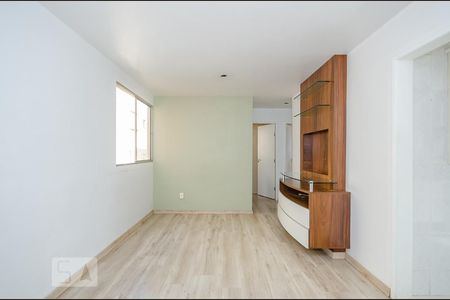 Sala de apartamento para alugar com 3 quartos, 70m² em Buritis, Belo Horizonte