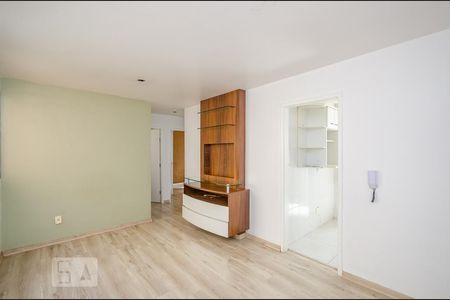 Sala de apartamento para alugar com 3 quartos, 70m² em Buritis, Belo Horizonte