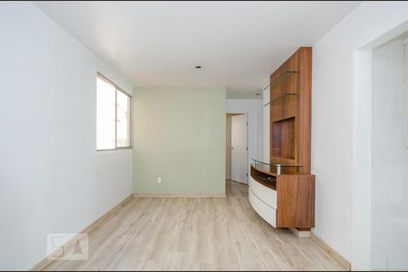 Sala de apartamento para alugar com 3 quartos, 70m² em Buritis, Belo Horizonte