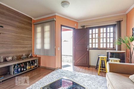 Sala de casa para alugar com 4 quartos, 150m² em Bairro Alto, Curitiba