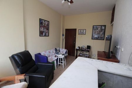 Sala de apartamento à venda com 1 quarto, 41m² em Copacabana, Rio de Janeiro