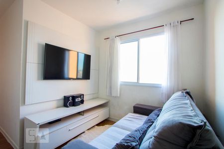 Sala de apartamento para alugar com 2 quartos, 46m² em Jardim Utinga, Santo André