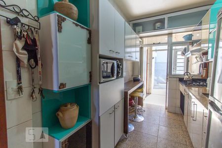 Cozinha de apartamento para alugar com 3 quartos, 95m² em Palmares, Belo Horizonte