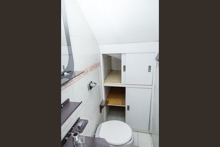 Lavabo de casa à venda com 3 quartos, 185m² em Vila Mazzei, São Paulo