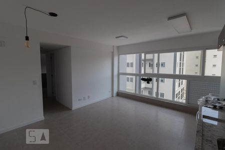 Sala/ cozinha / serviço de apartamento para alugar com 2 quartos, 40m² em Jardim Paraíso, São Paulo