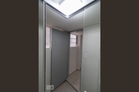 Banheiro de casa para alugar com 1 quarto, 27m² em Vila Monte Alegre, São Paulo