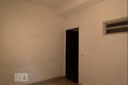 Casa à venda com 270m², 5 quartos e 2 vagasSala