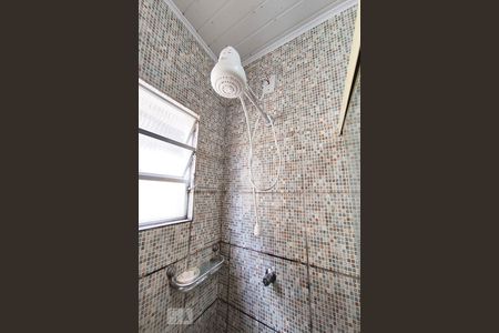 Banheiro de casa à venda com 2 quartos, 80m² em Ozanan, Canoas
