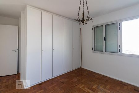 Suite de apartamento para alugar com 3 quartos, 110m² em Vila Olímpia, São Paulo