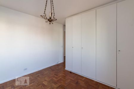 Suite de apartamento para alugar com 3 quartos, 110m² em Vila Olímpia, São Paulo