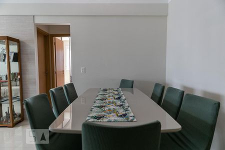 Sala de apartamento para alugar com 3 quartos, 129m² em Gonzaga, Santos