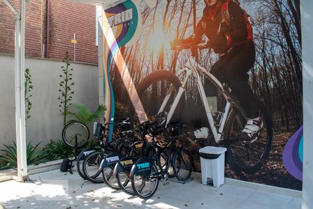 Bicicletário de apartamento para alugar com 1 quarto, 37m² em Água Branca, São Paulo