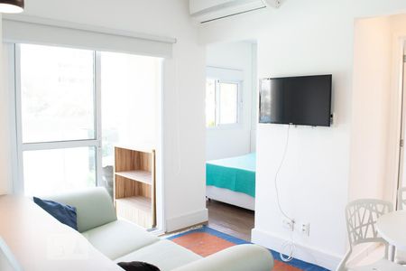 Sala de apartamento à venda com 1 quarto, 37m² em Água Branca, São Paulo